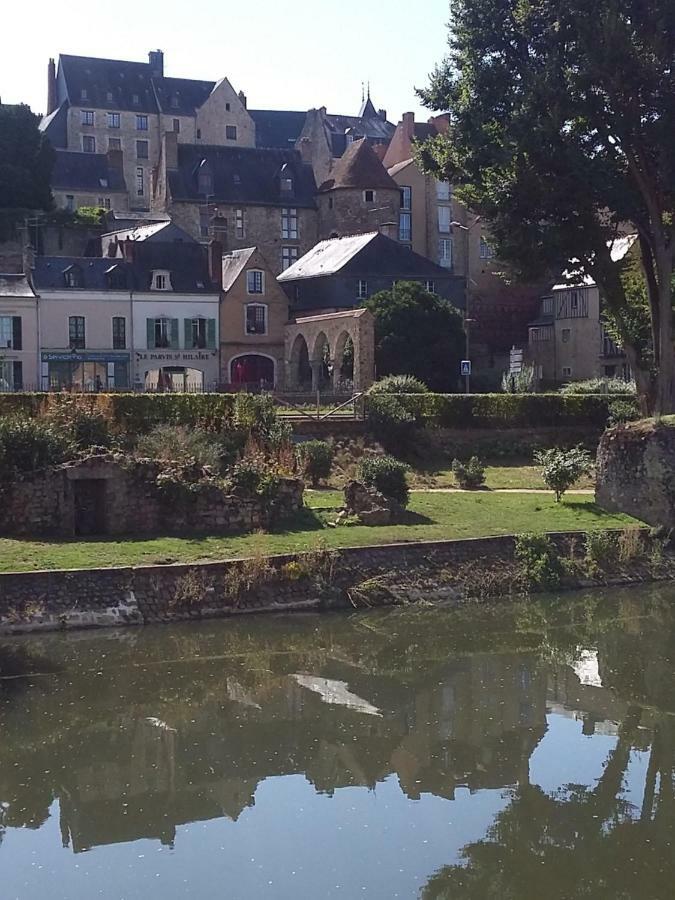 Les Tulipiers, Parking Sécurisé, Lit Queen-Size, bord de Sarthe Le Mans Esterno foto